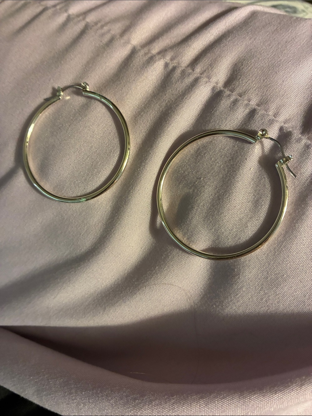 Classic Silver Hoop Earrings - Timeless Women's Jewelry